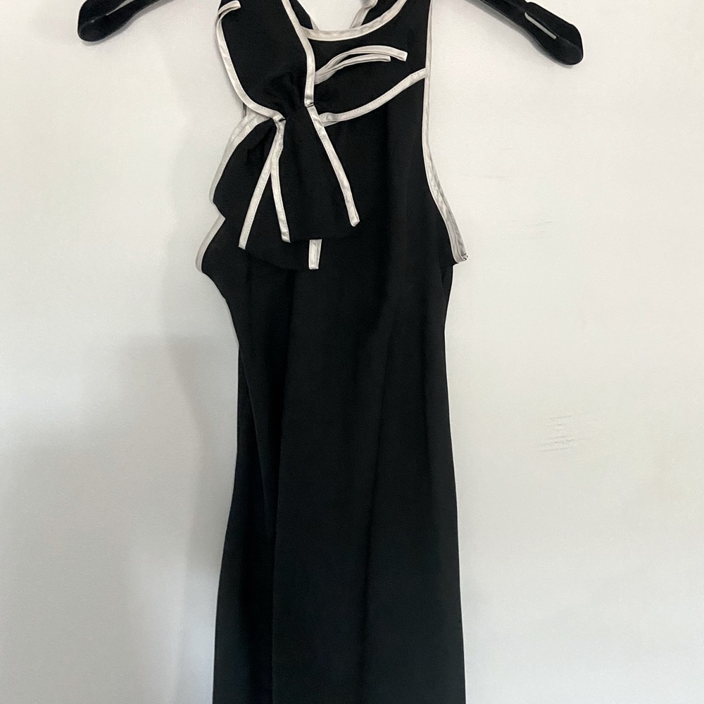 Cristina Effe blank and white sleeveless top